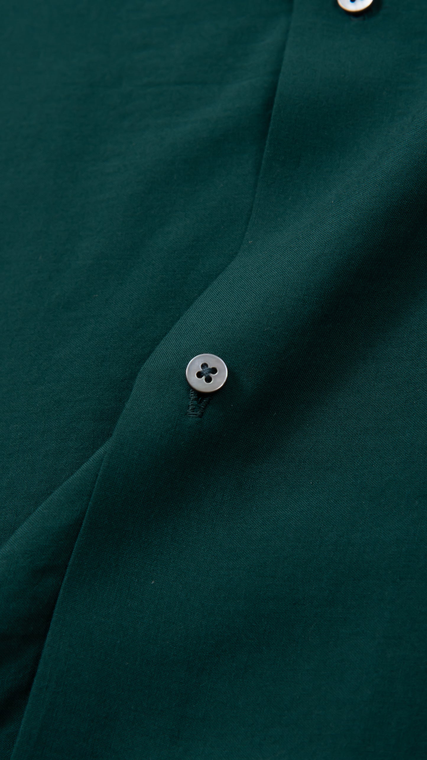 high collar medium fit shirt