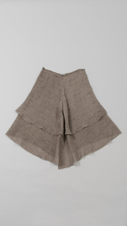 fold closing double skirt/short