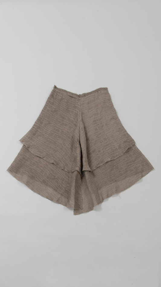 fold closing double skirt/short