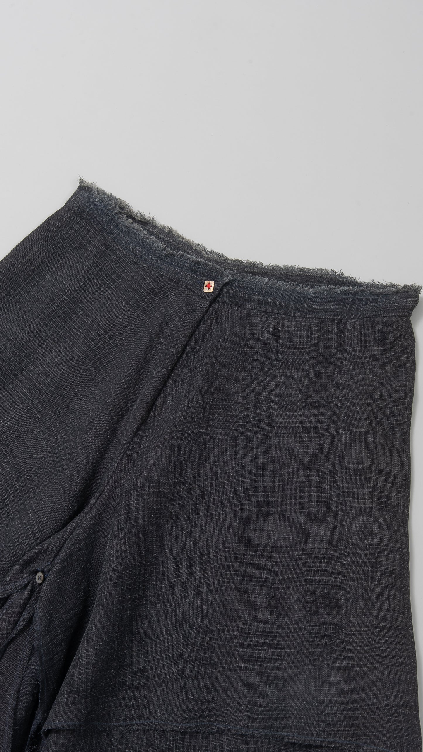 fold closing double skirt/short