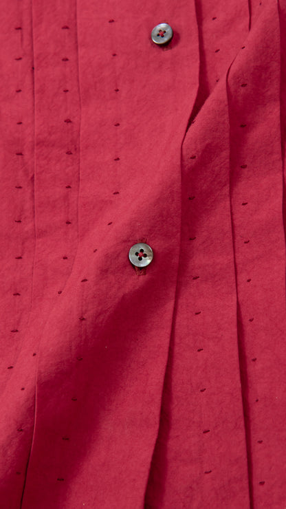 wo. front pleated sleevless long fitted