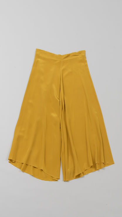 flowing legs wide pants