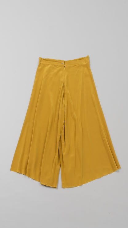 flowing legs wide pants