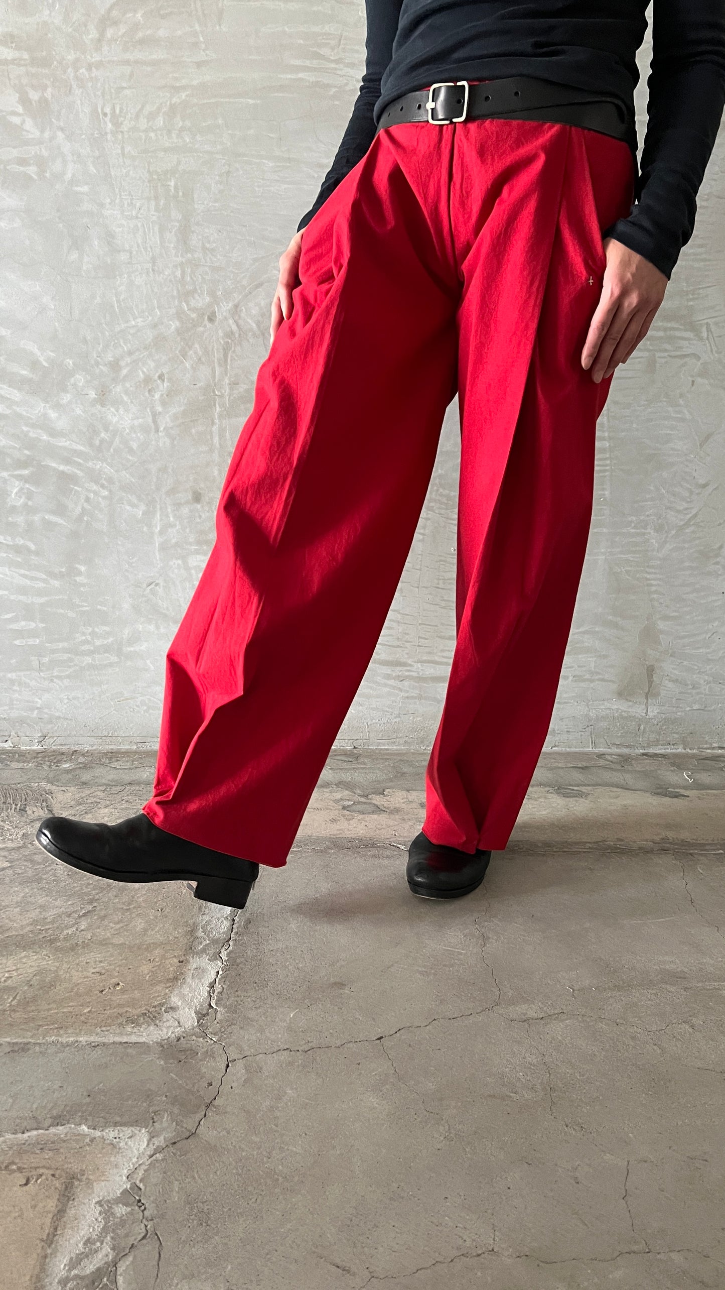 front pleat wide fit short elastic