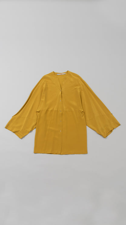 V NECK  OVESIZED  SHIRT