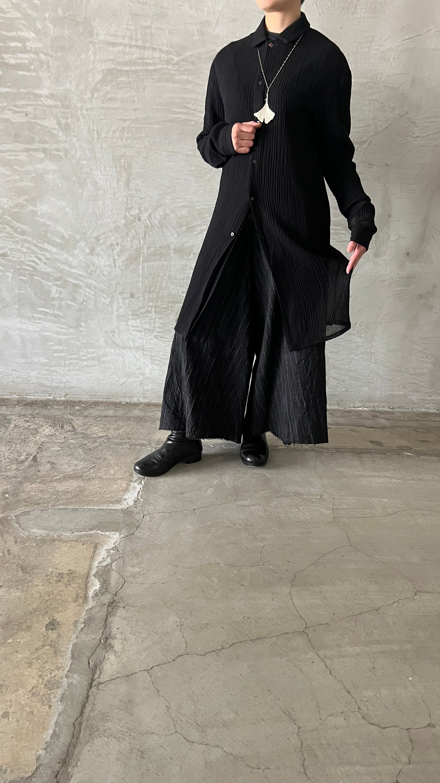 medium fit long shirt