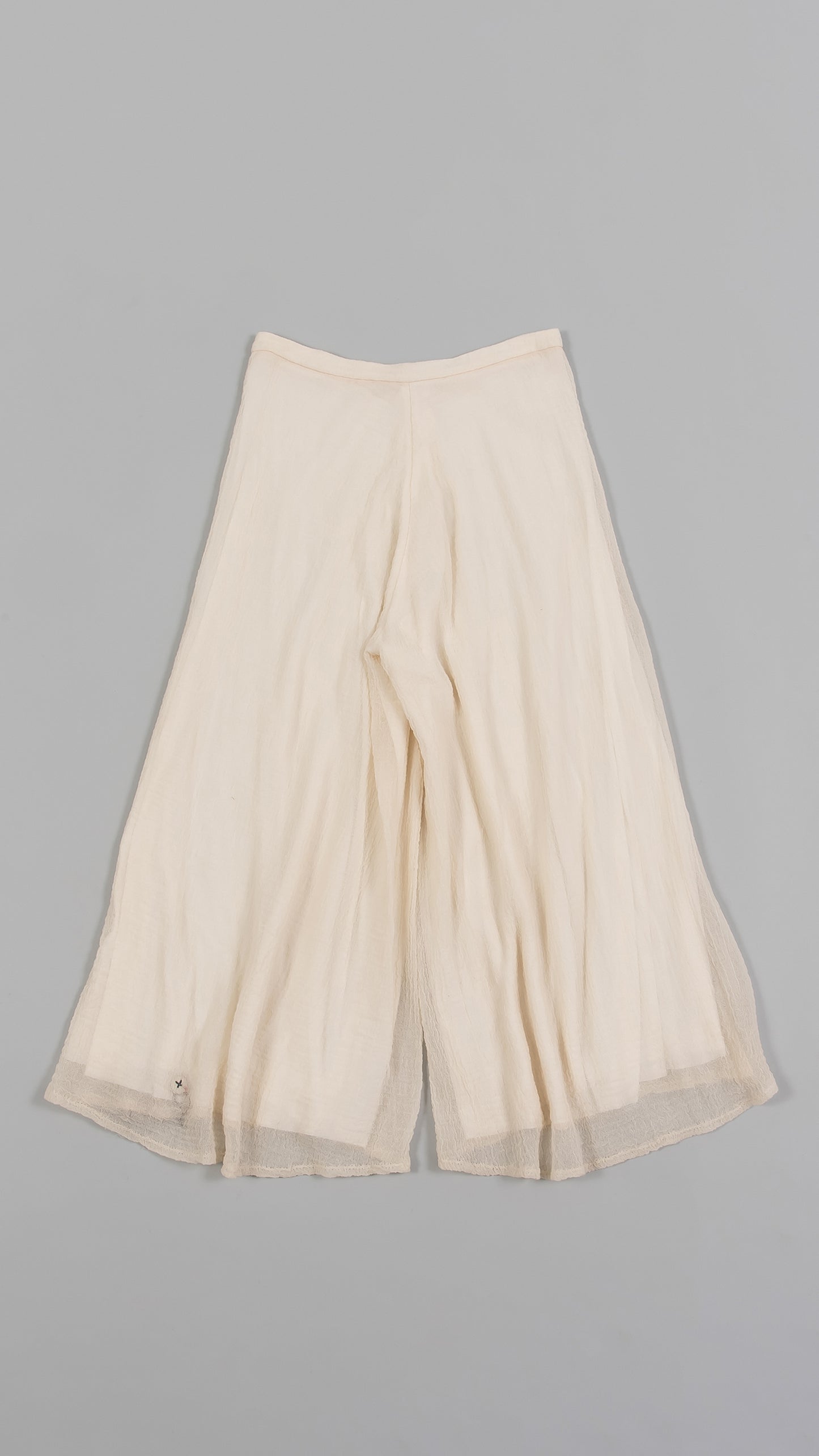 wo. front button flowing legs wide