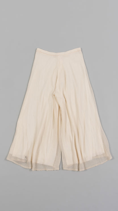 wo. front button flowing legs wide