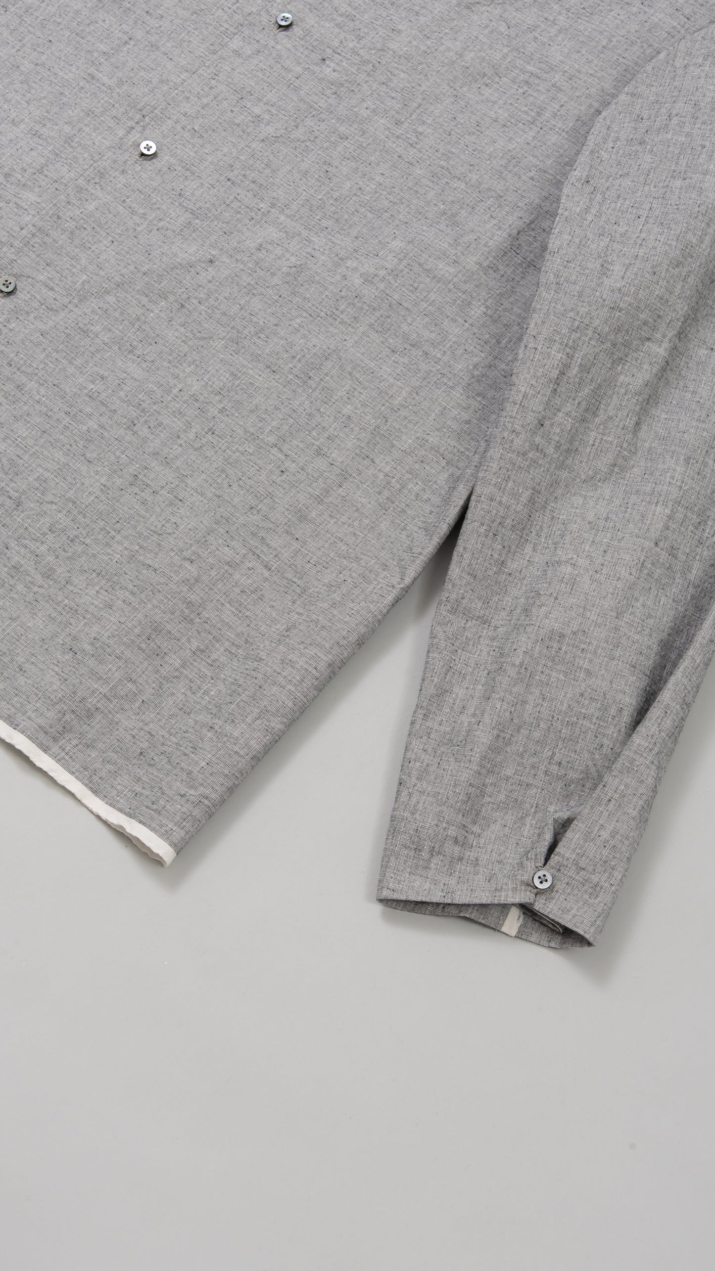 high collar medium fit shirt