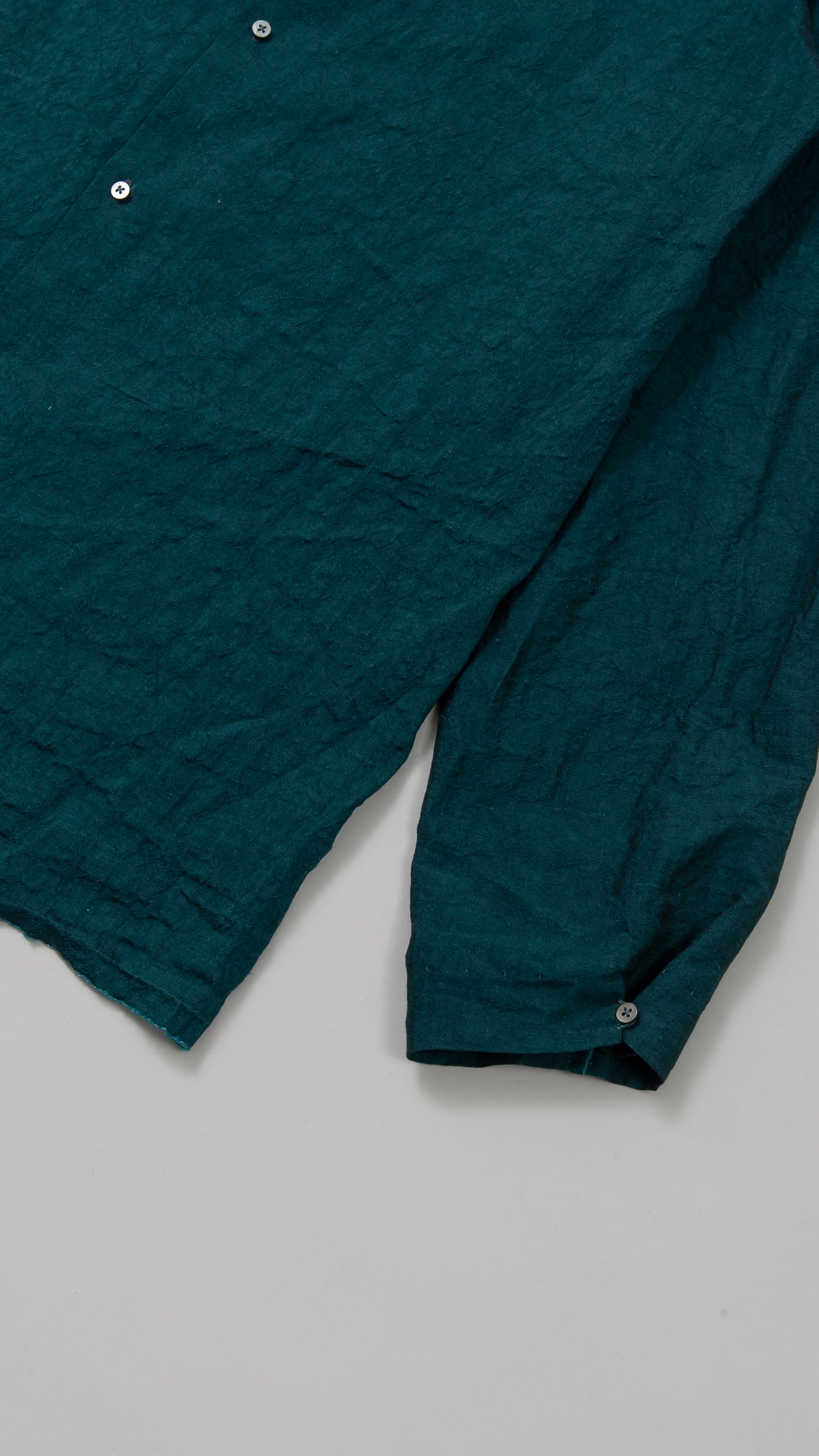 high collar medium fit shirt