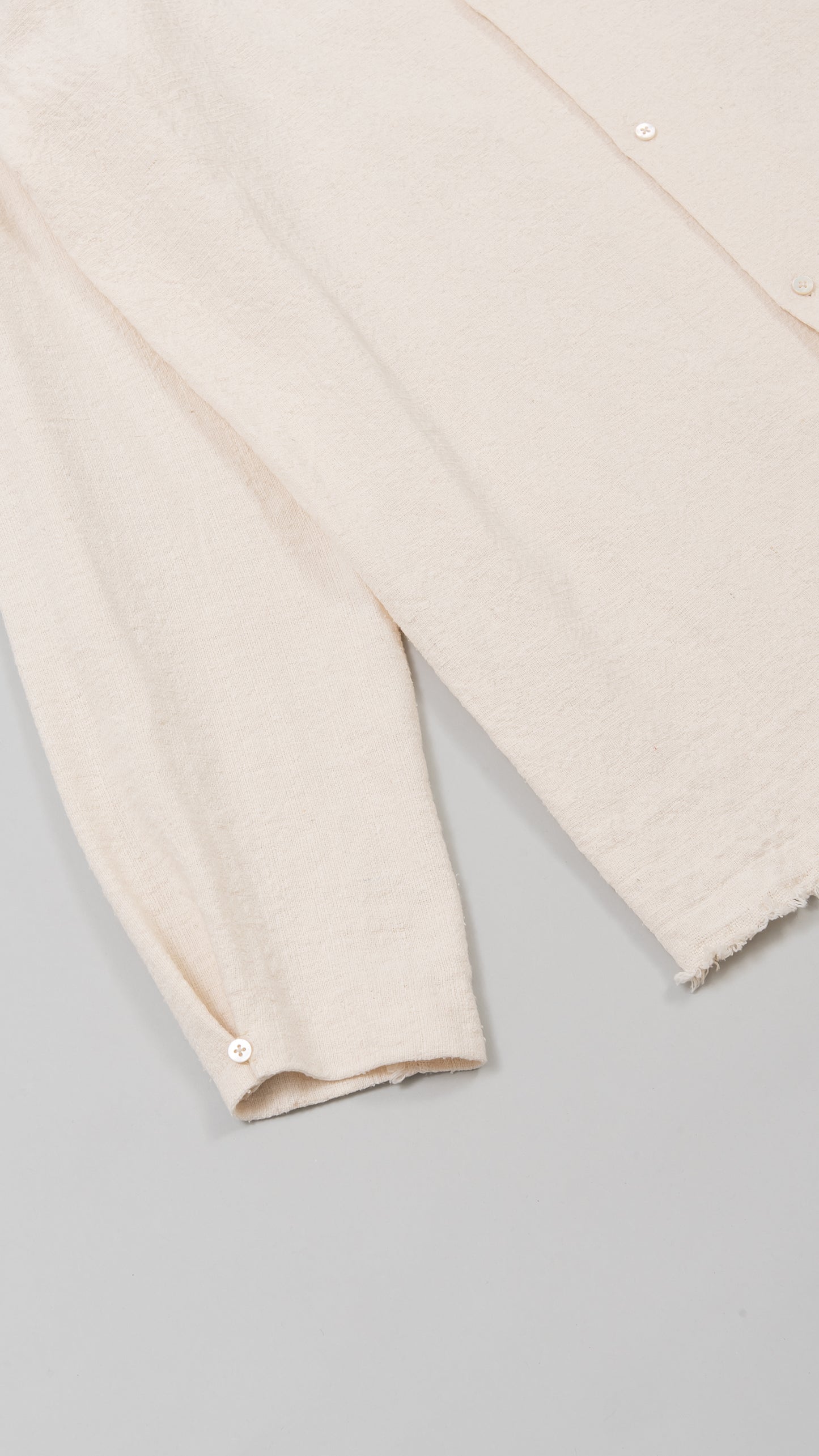 high collar medium fit shirt