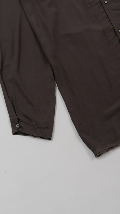 high collar medium fit shirt