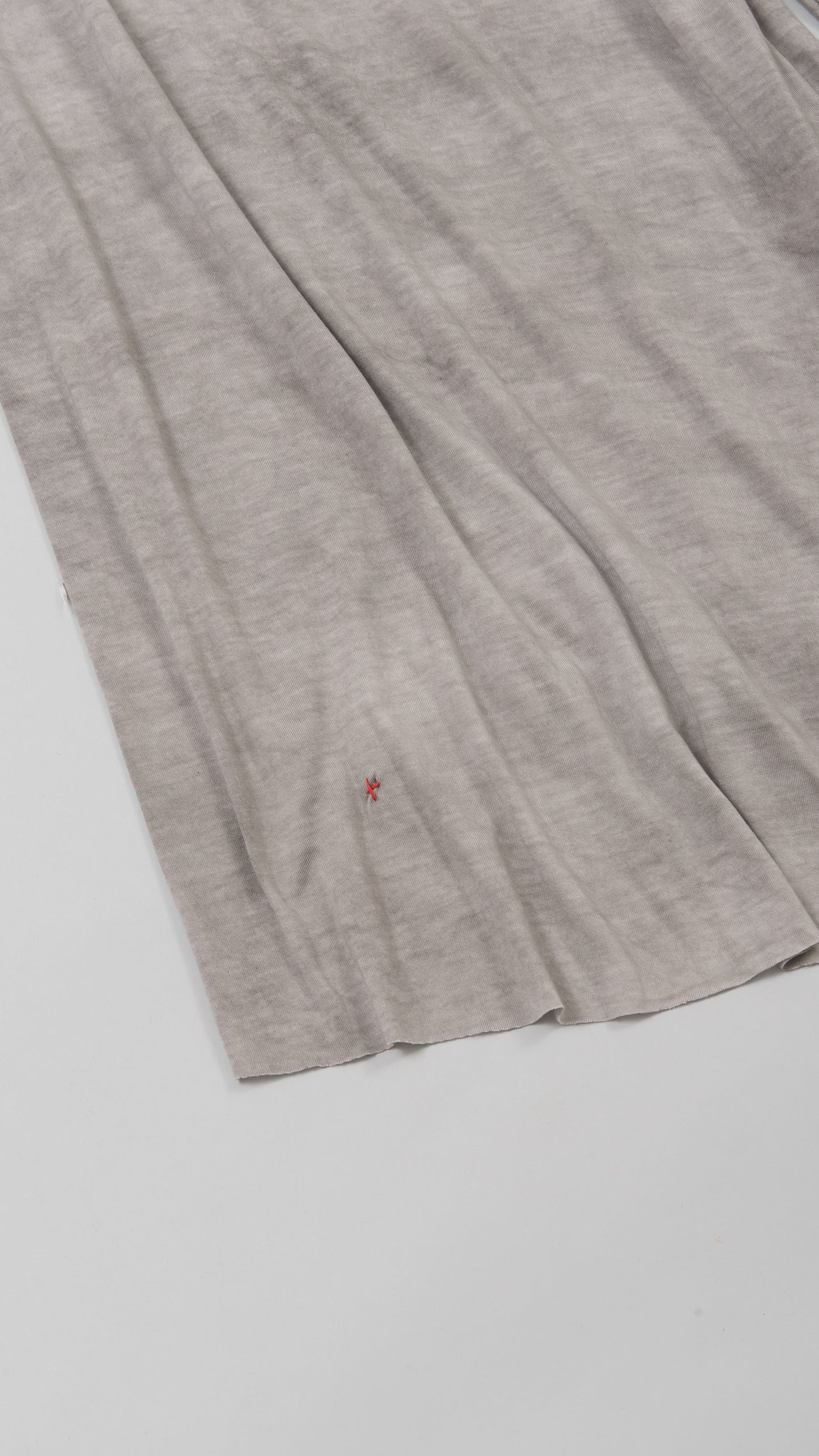 wo. elastic waist flowing legs wide