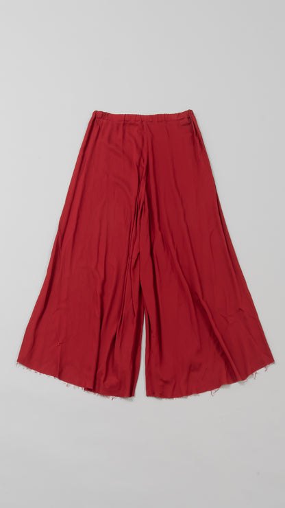 wo. elastic waist flowing legs wide