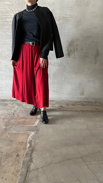 wo. elastic waist flowing legs wide