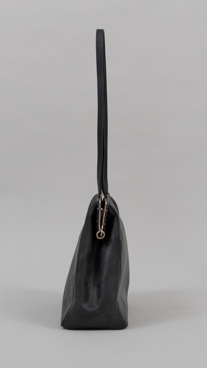 silver rim flat shoulder bag