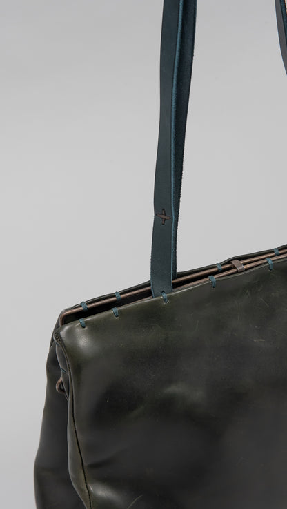 silver rim flat shoulder bag