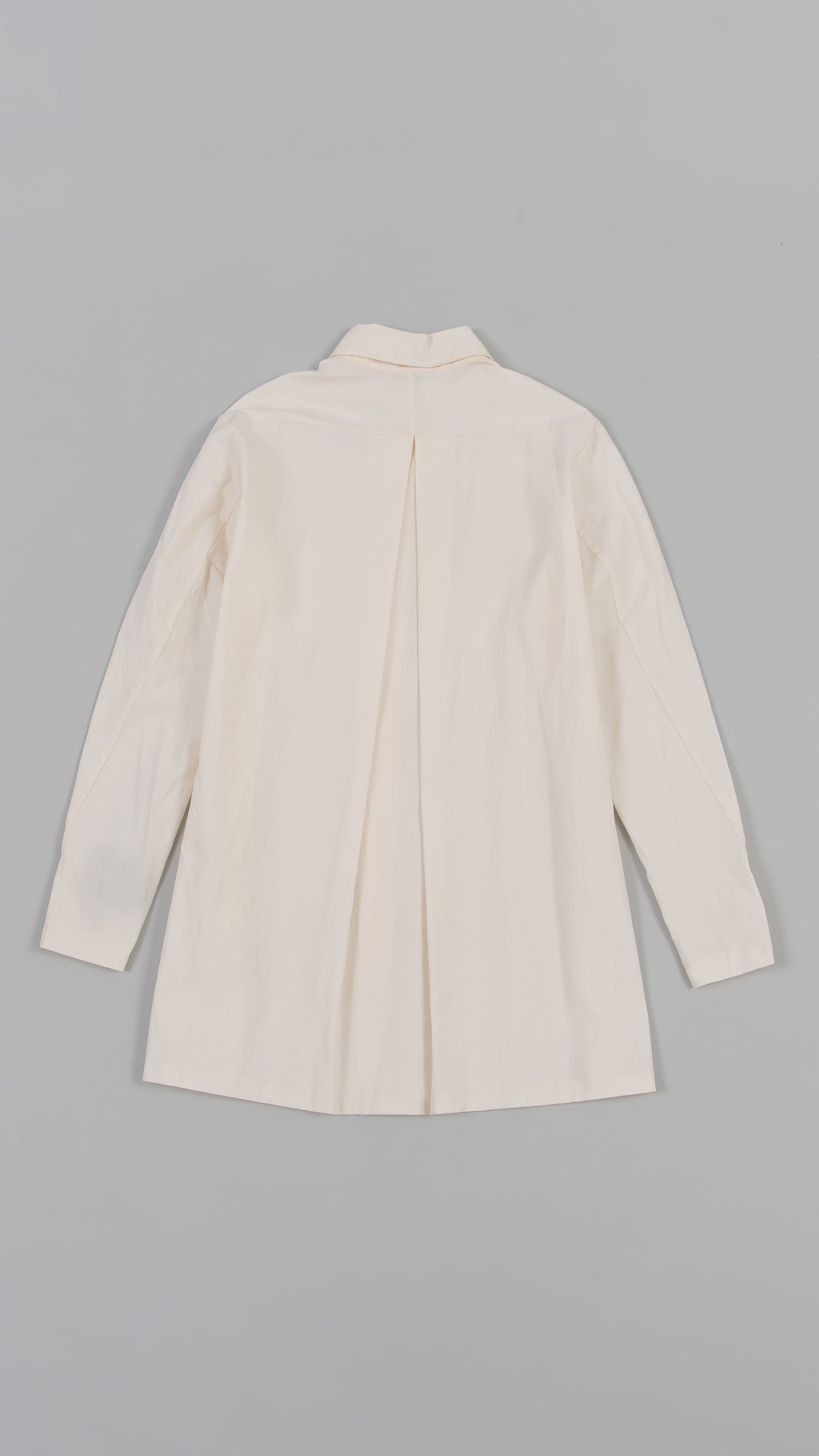 wo. wide back pleat long shirt
