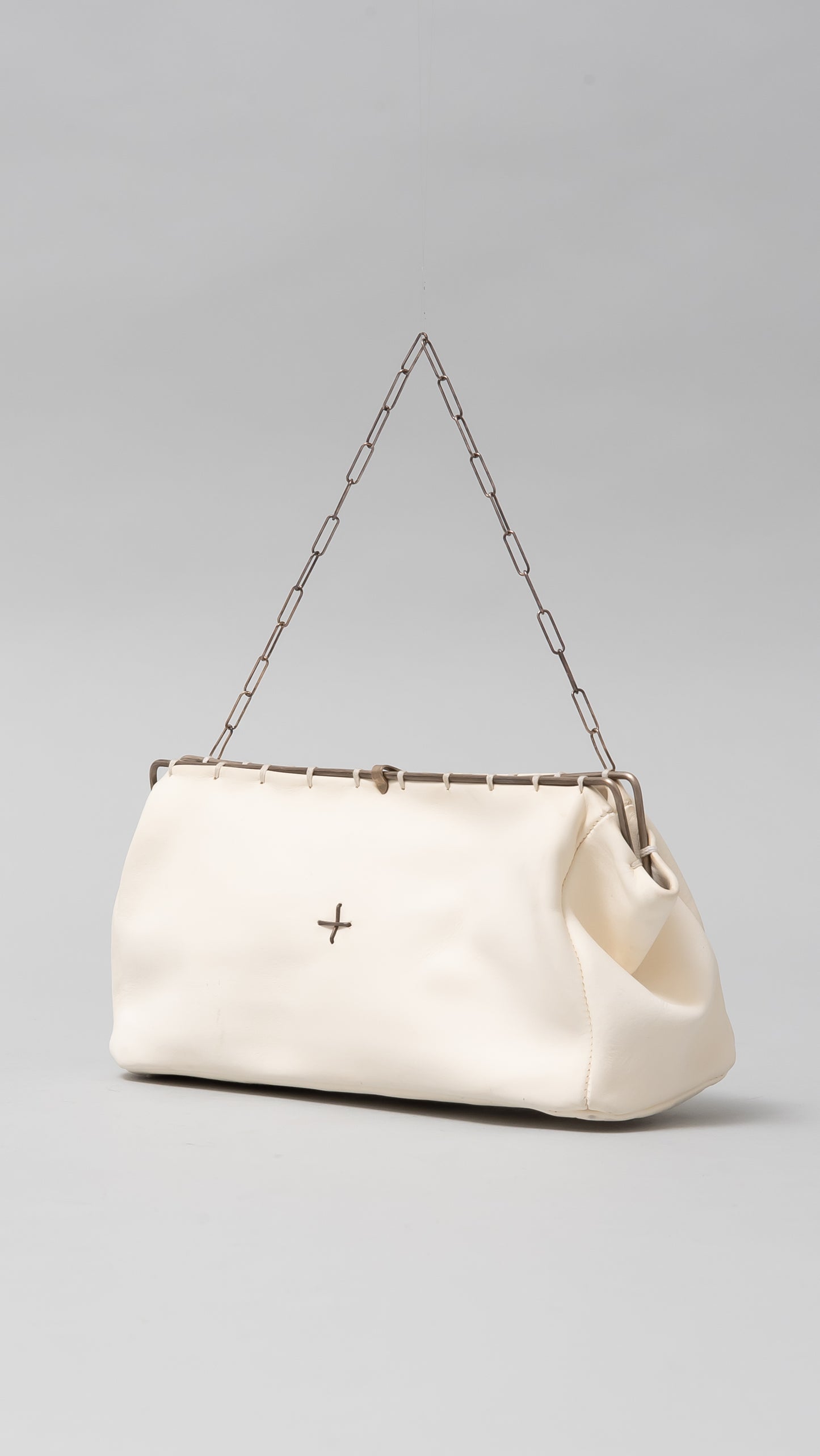 silver rim small pochette w/chain