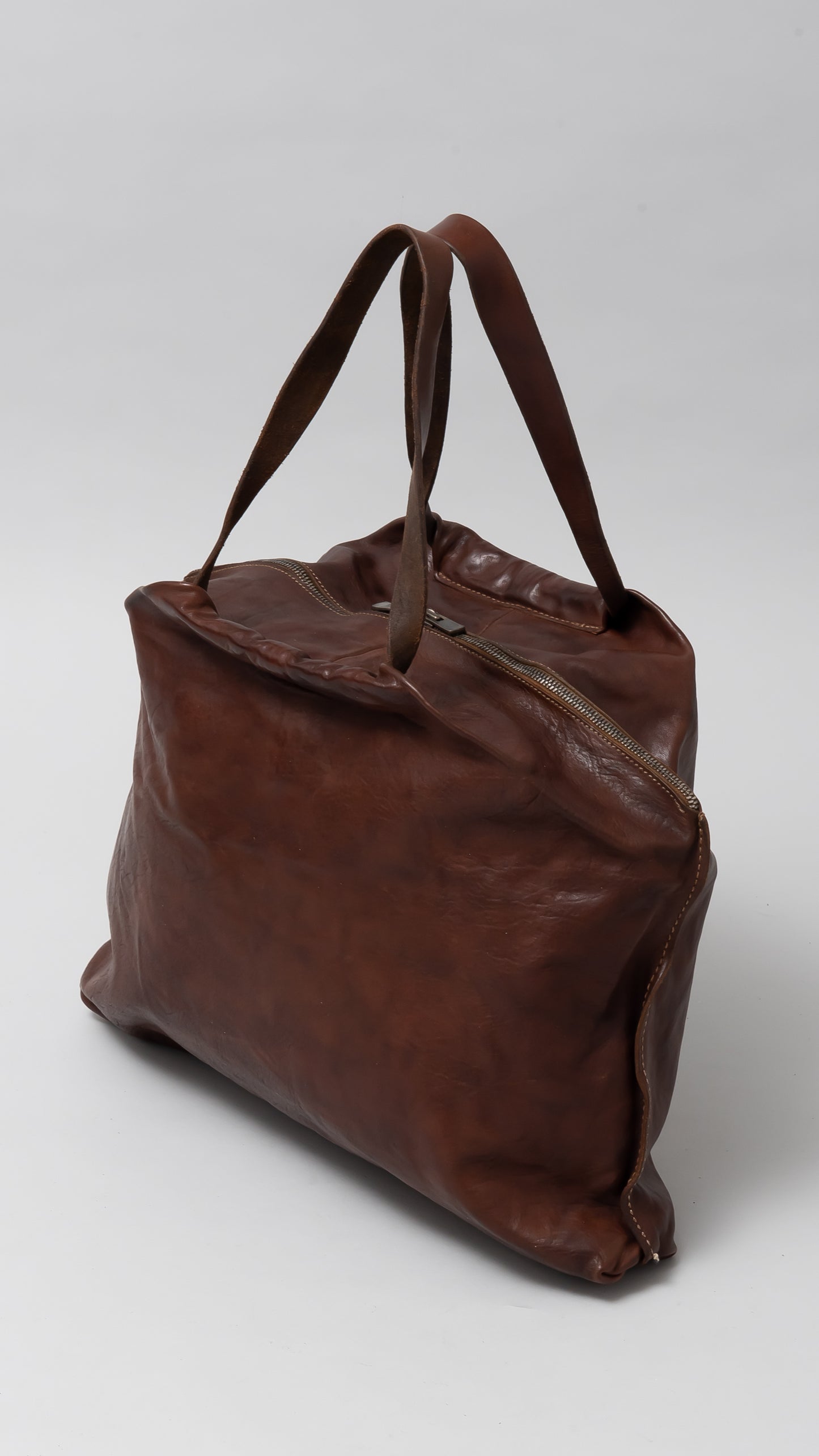 Tote Bag with Continuous Handles