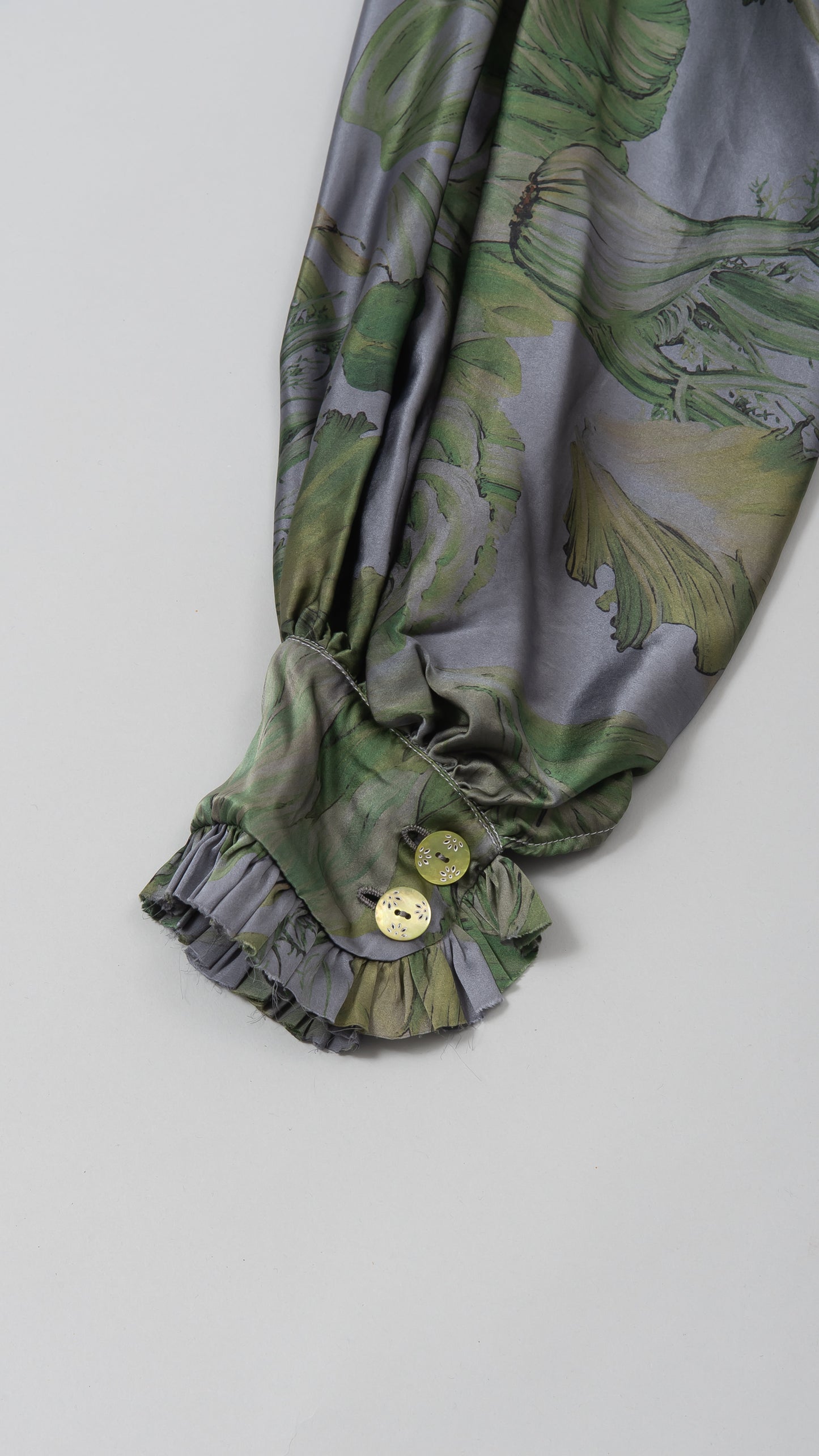 handmade antique 19th century French tailored pullover prairie ruffle collar shirt 　W