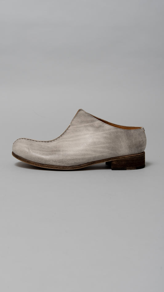 wo. central stitch sabo w/thinner sole