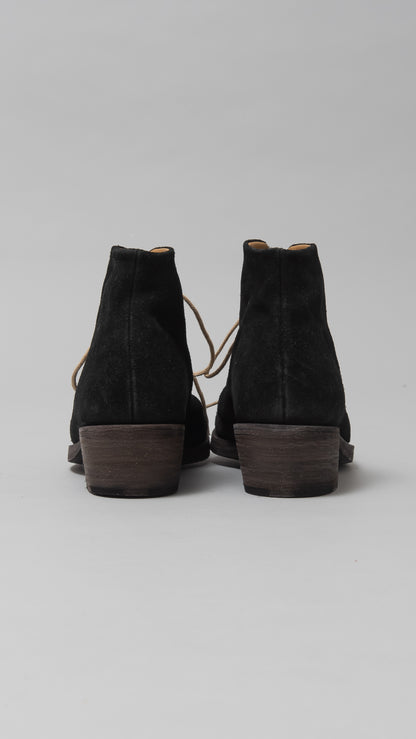 one piece derbie short boot