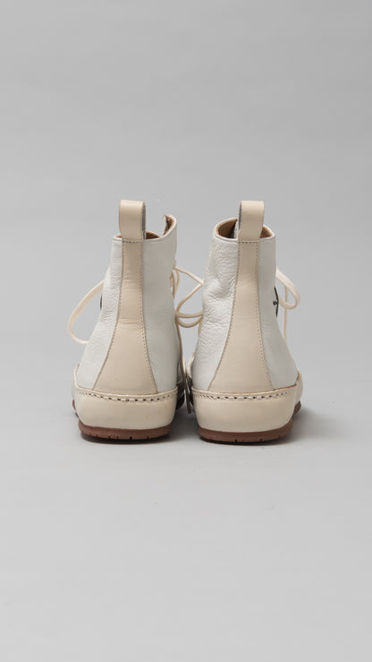 wo. double fold silver cross high top