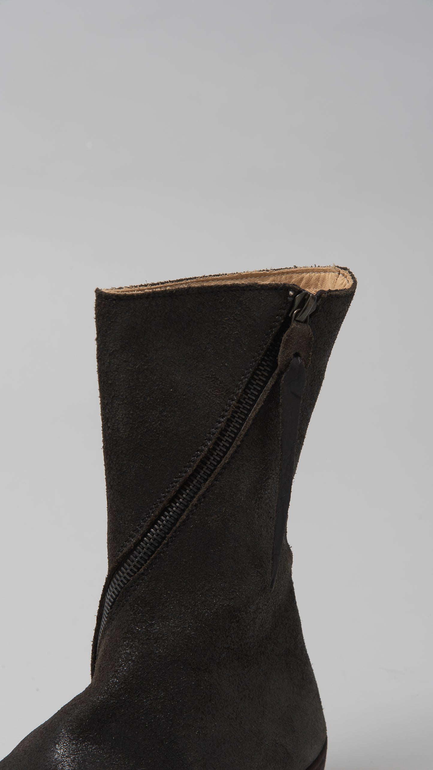 wo.side zipped tall boot w/ex heel