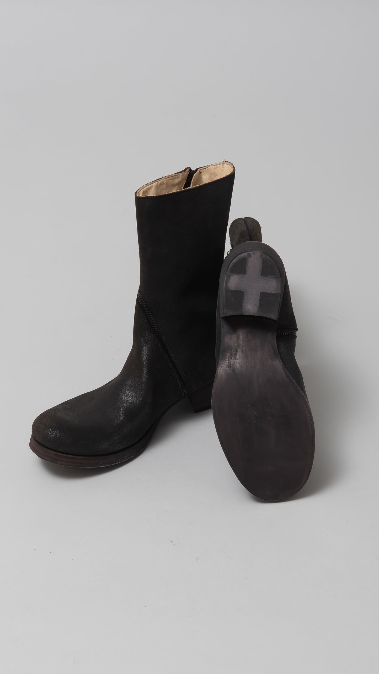 wo.side zipped tall boot w/ex heel