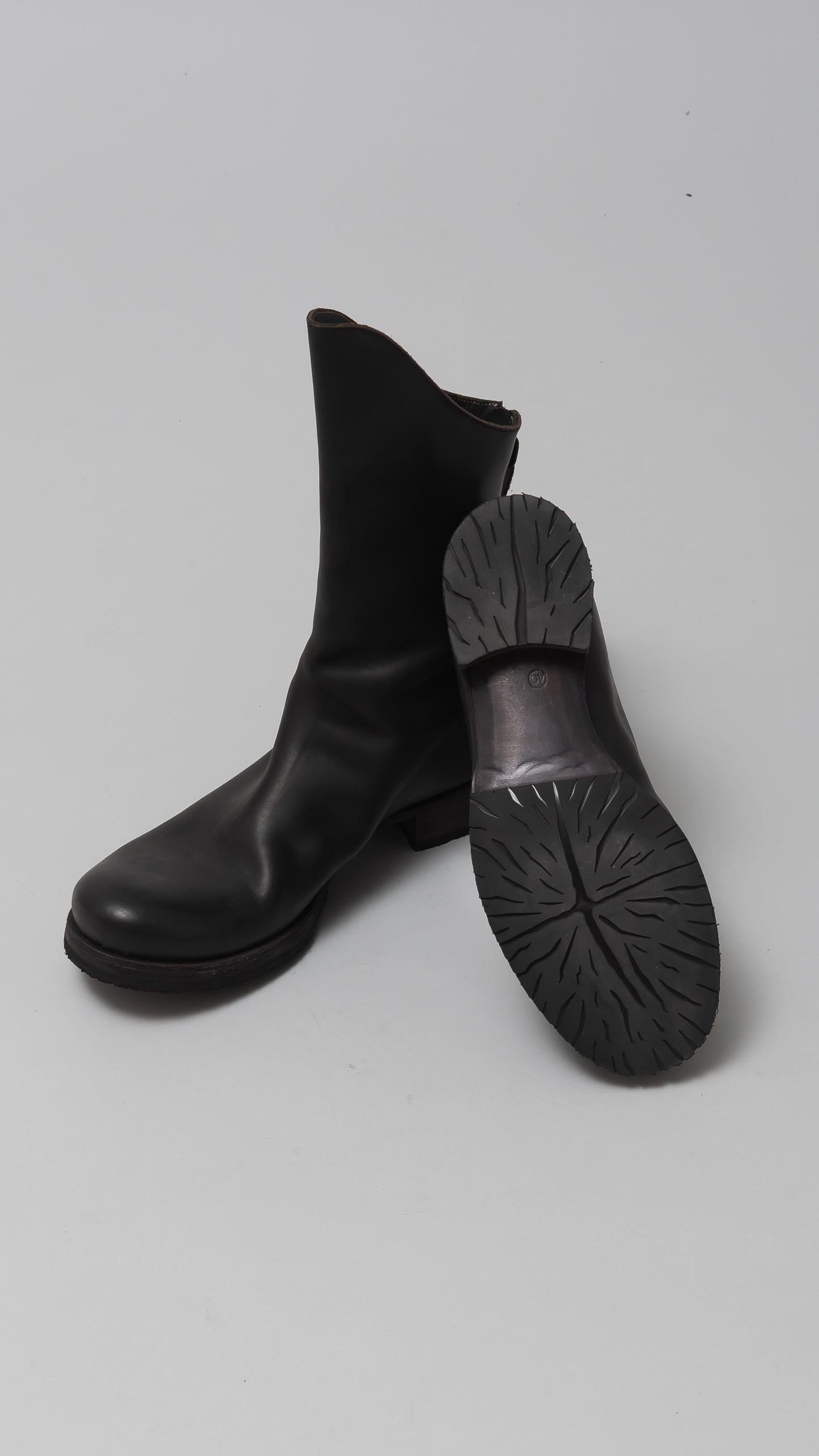 diagonal tall back zipper boot