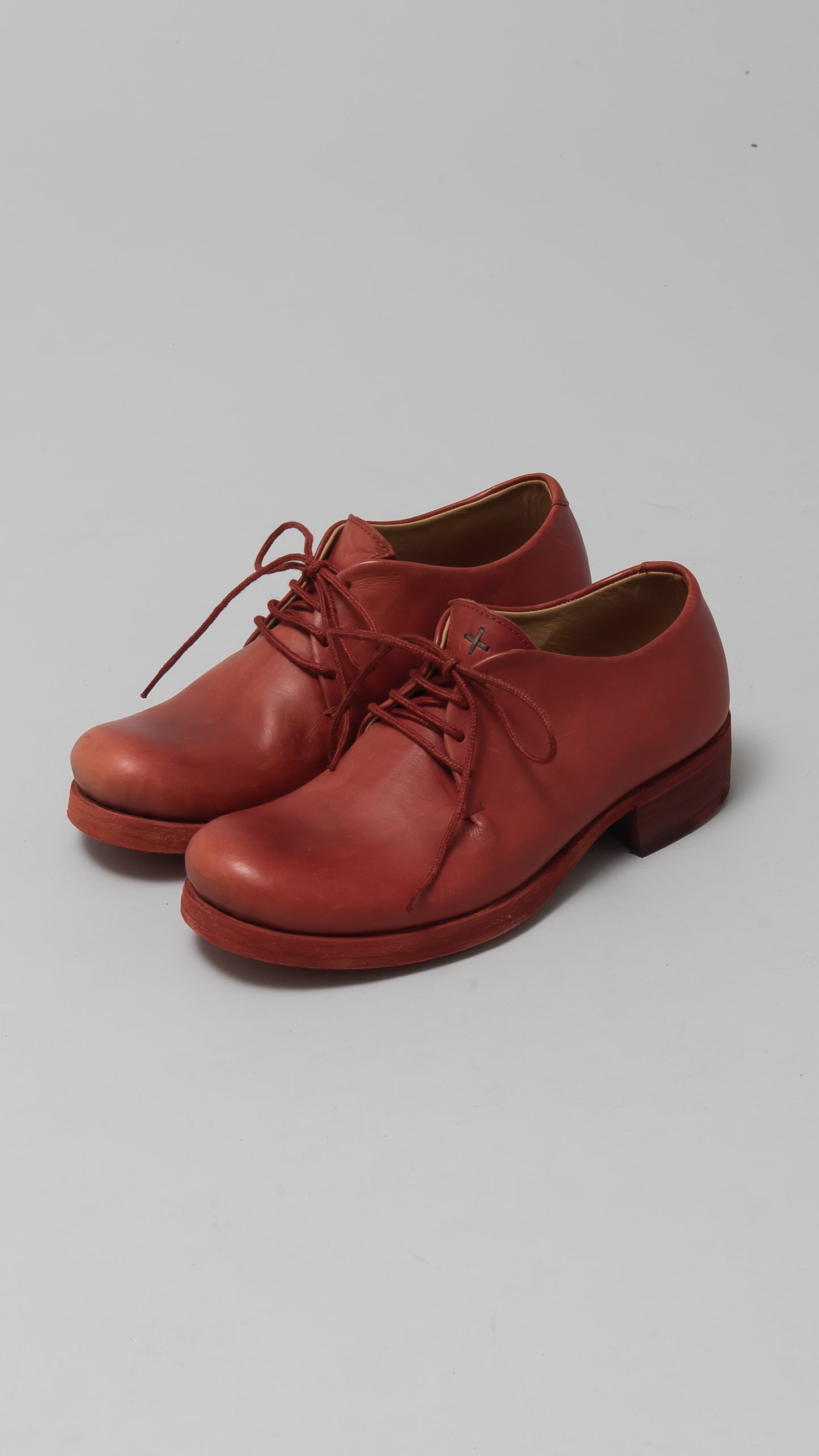 wo.1 leather piece derbies