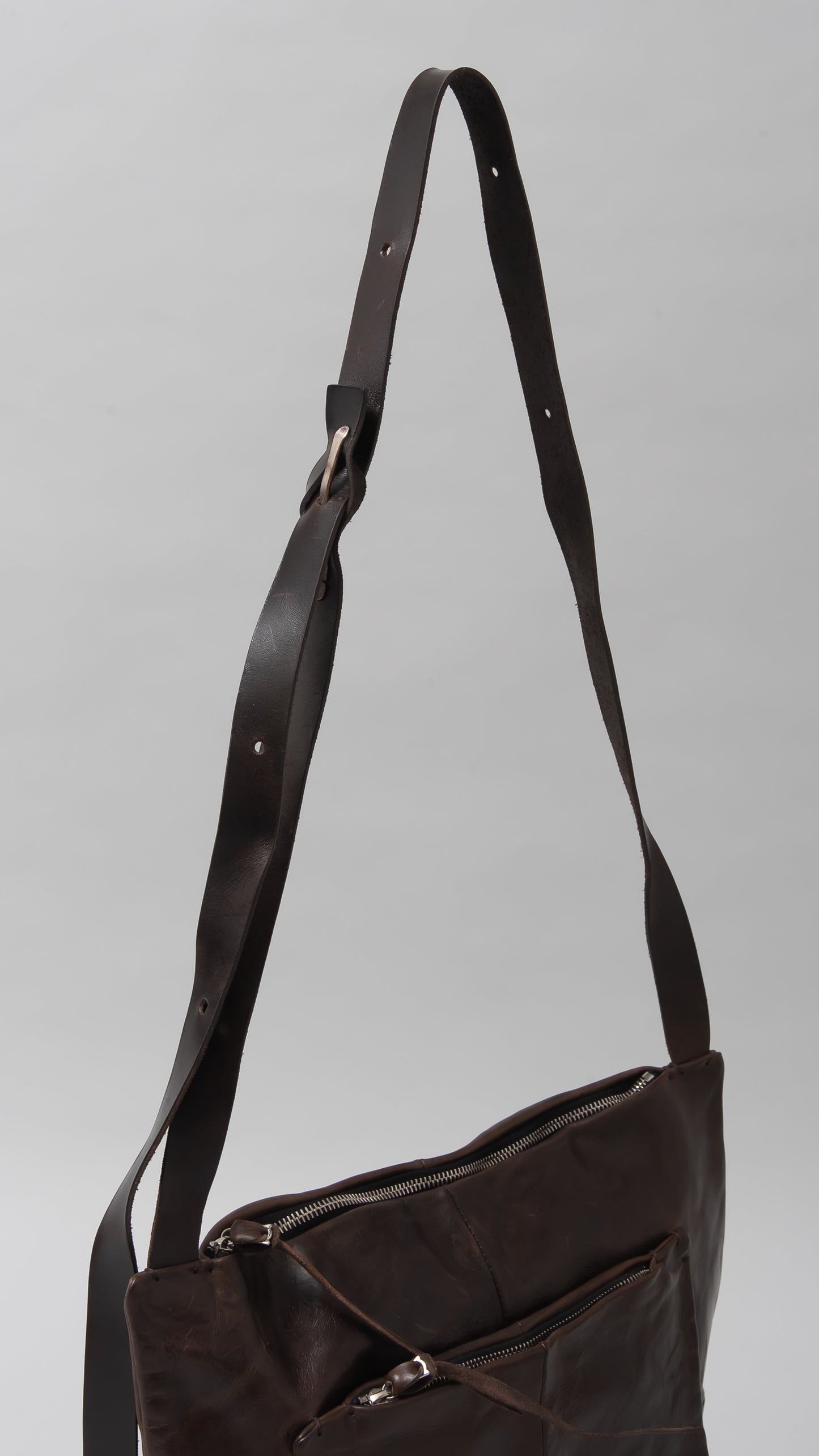 Square One-Shoulder Zipper Bag