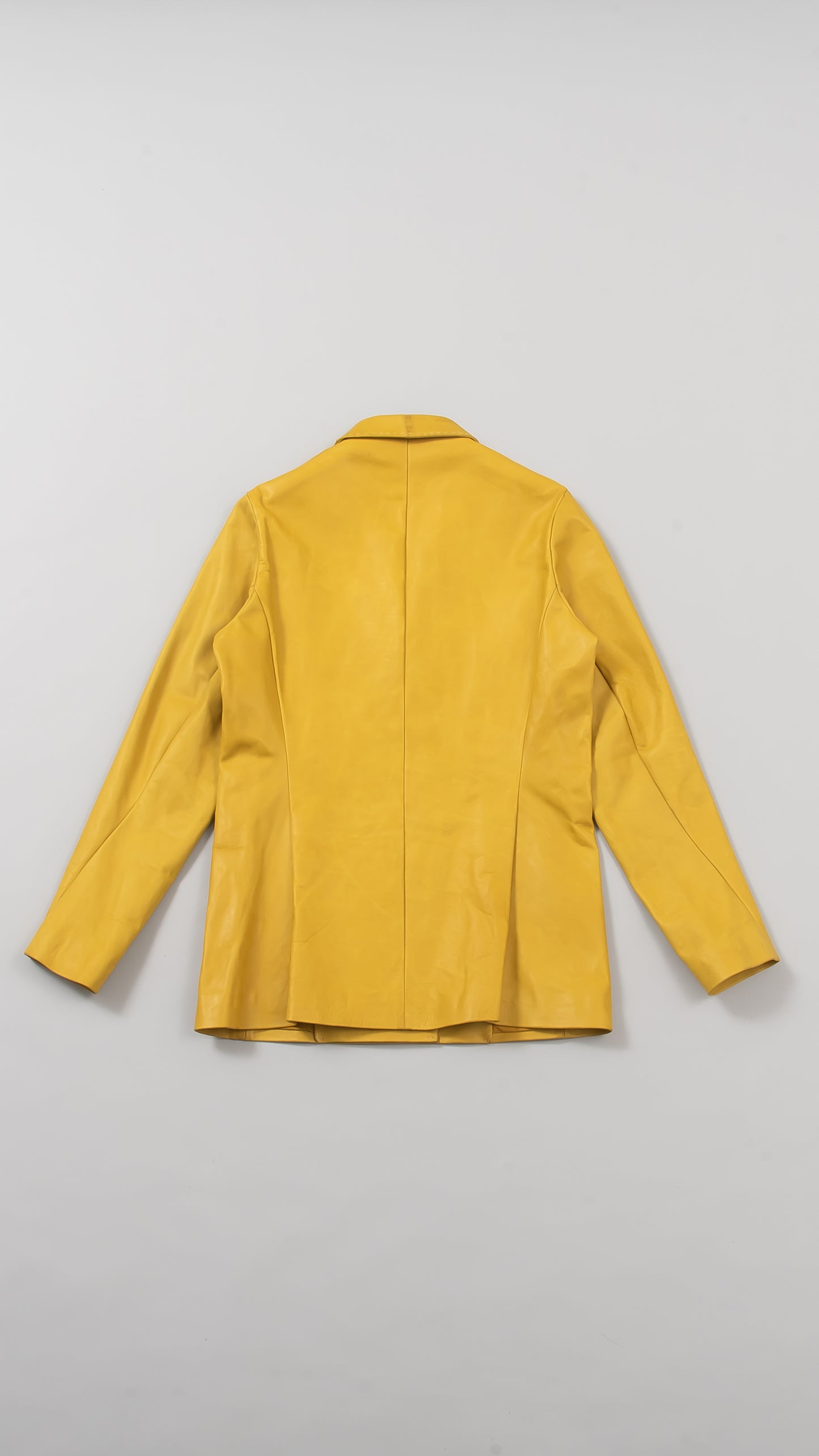 Single-breasted jacket