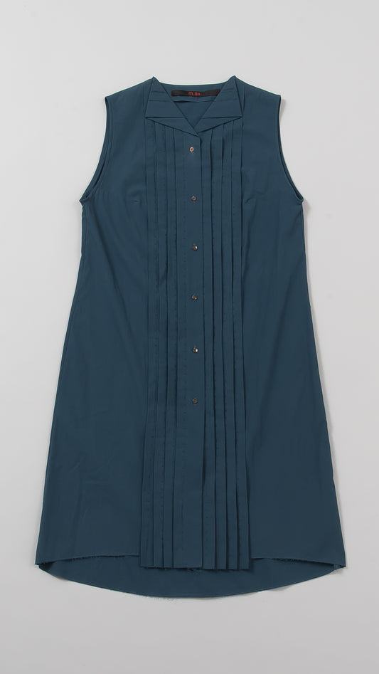 wo. front pleated sleevless long fitted