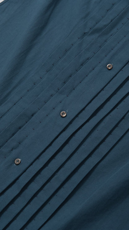 wo. front pleated sleevless long fitted