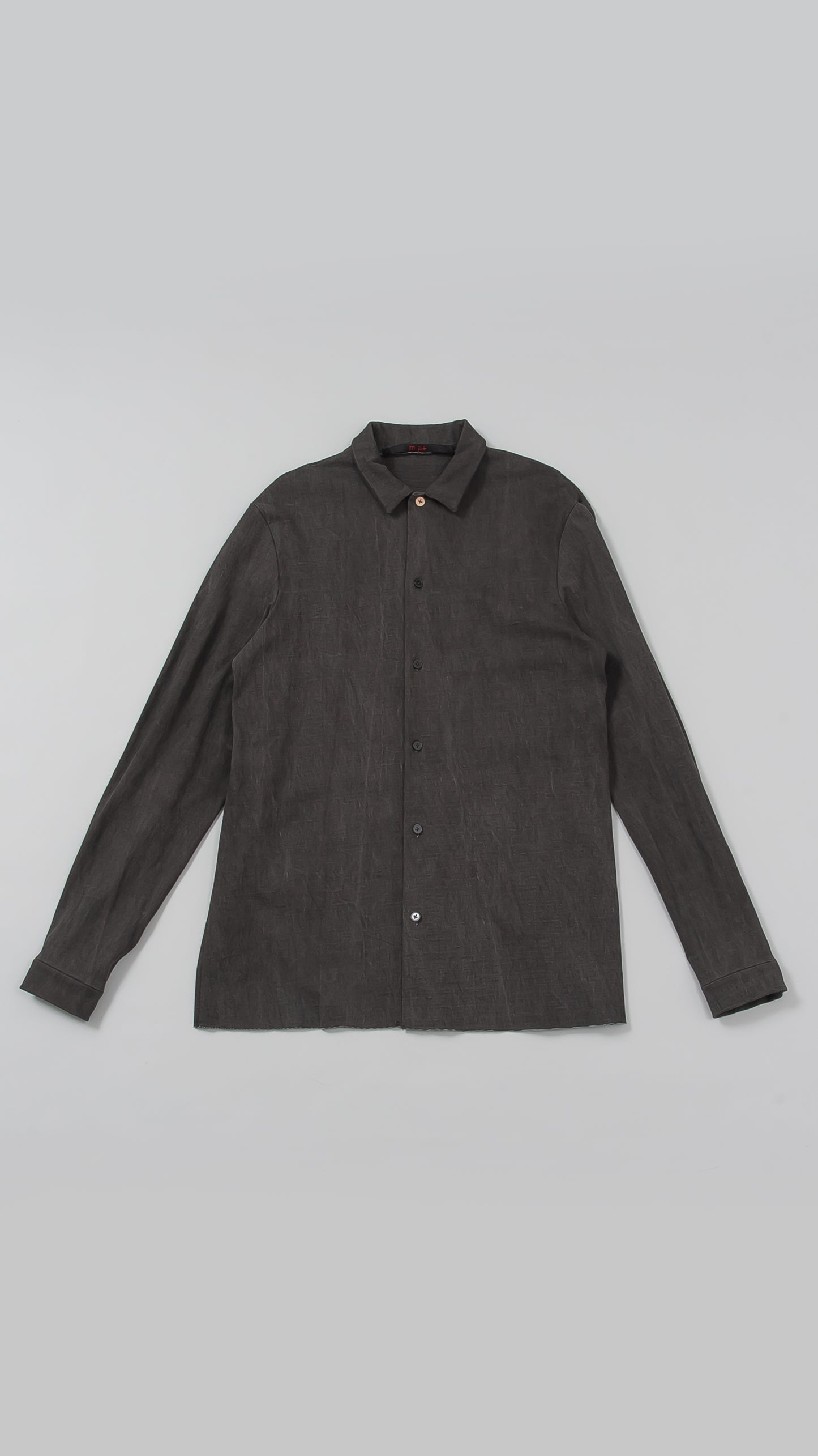 medium fit shirt