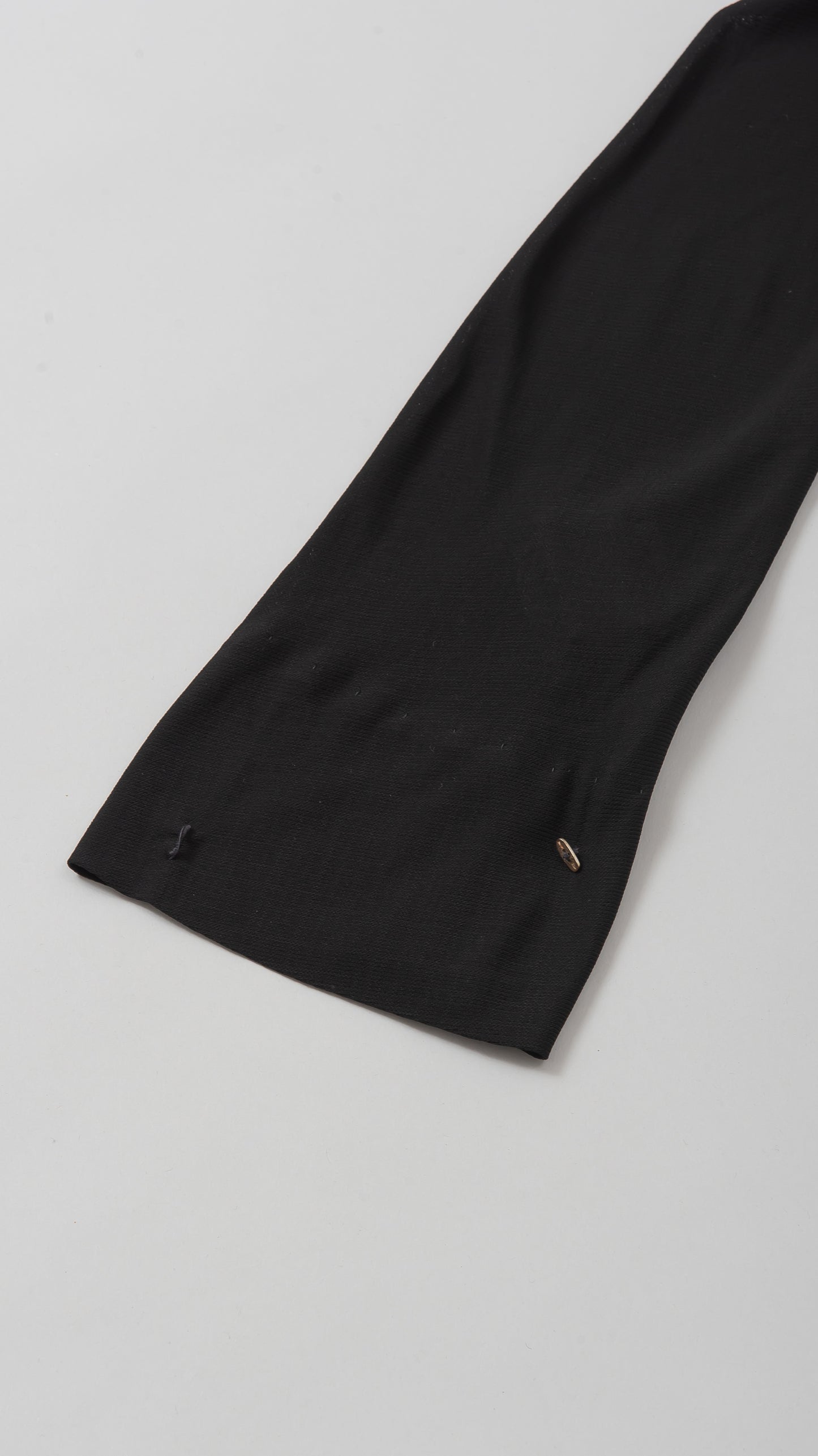 extra wide long safety pin shirt   lenght short 5cm