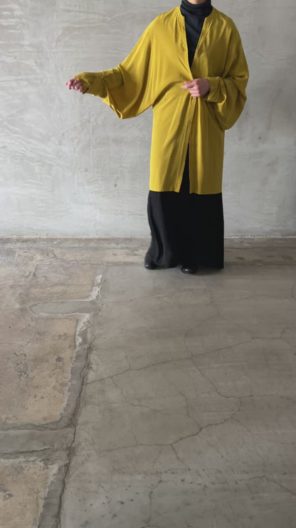 V NECK  OVESIZED  SHIRT