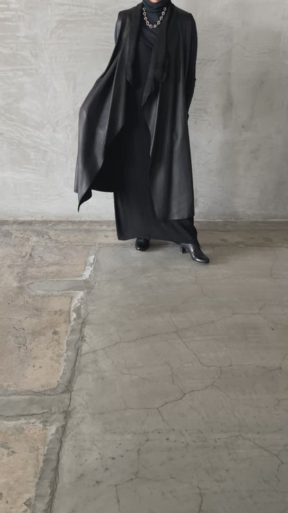 sleeveless open wide coat  lenght105cm